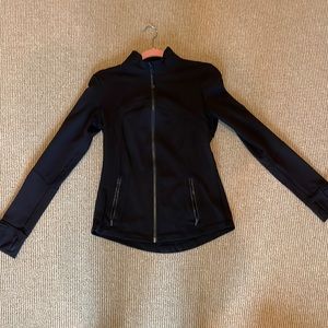 Perfect condition black lululemon define jacket, size 8
